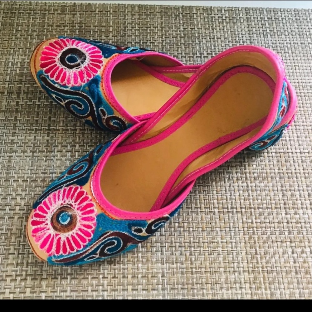 Colorful Juttis Flats